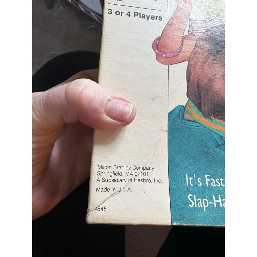 1987 Milton Bradley Hands Down Game. Missing 2 Cards and directions